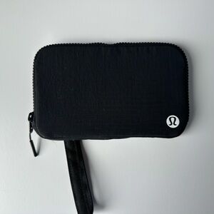 Lululemon Slim Wallet Wristlet